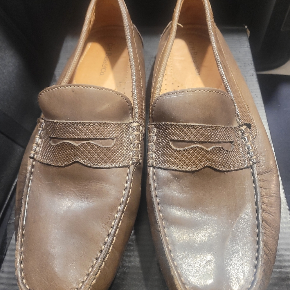 Elegant Brown Leather Loafers for Men